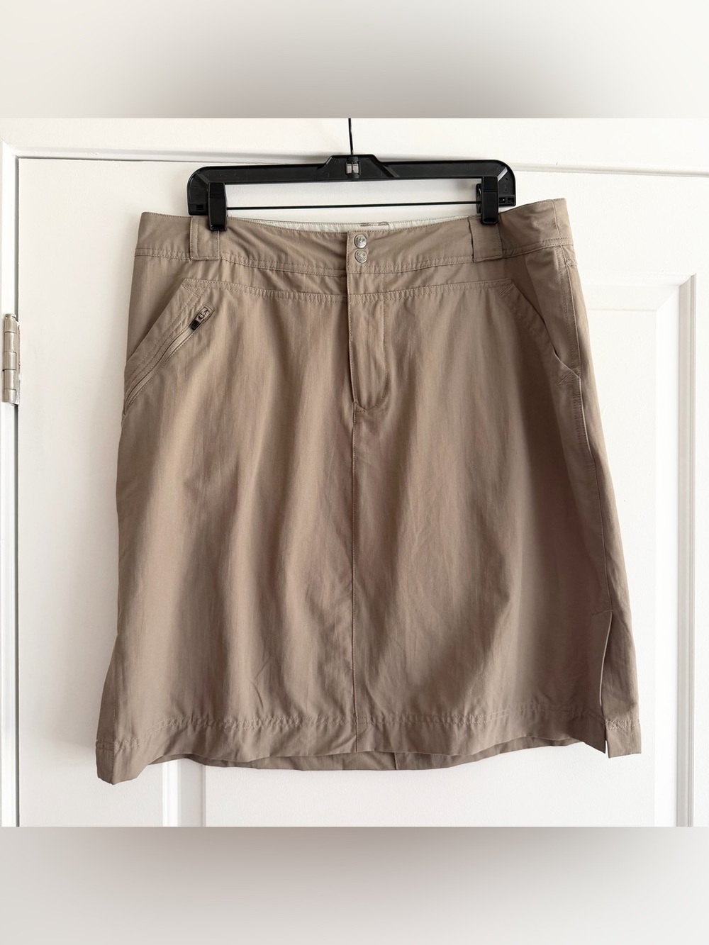 REI Brown Nylon Cargo Style Hiking Skirt with UPF 50+